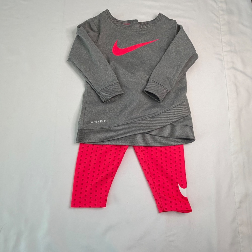 Nike Girls Dri-FIT Tunic Sweatshirt and Polka Dot Leggings Set Gray Pink 6-9M